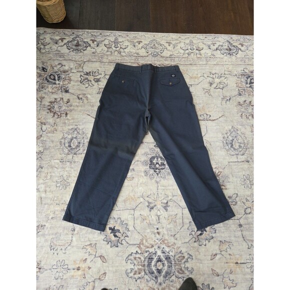 #38 Dockers Well Worn Khaki Pants Mens 38x30 Navy Relaxed Fit Cotton - Picture 5 of 7
